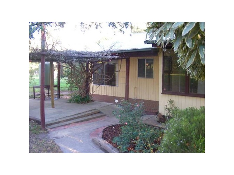 125 Moore Road, Nar Nar Goon North VIC 3812