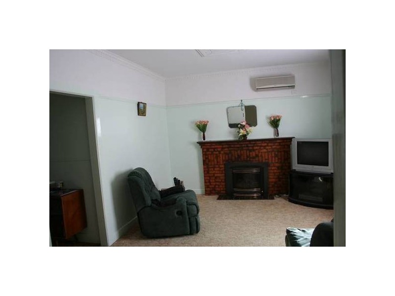 Nar Nar Goon – Longwarry Road, Garfield VIC 3814