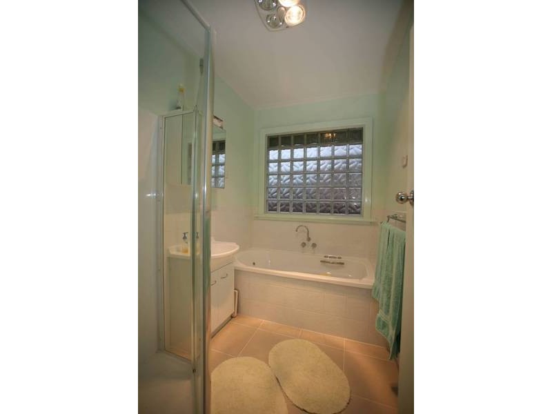 Nar Nar Goon – Longwarry Road, Garfield VIC 3814