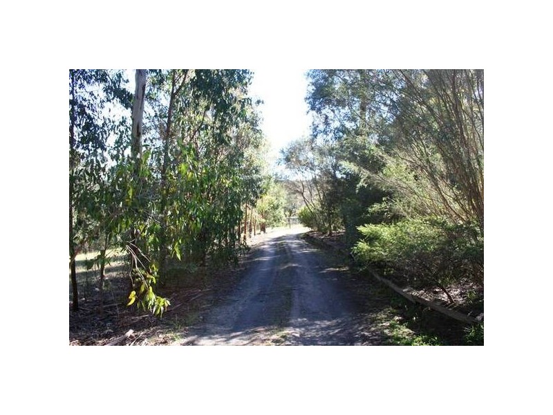 31 Wingadee Road, Maryknoll VIC 3812