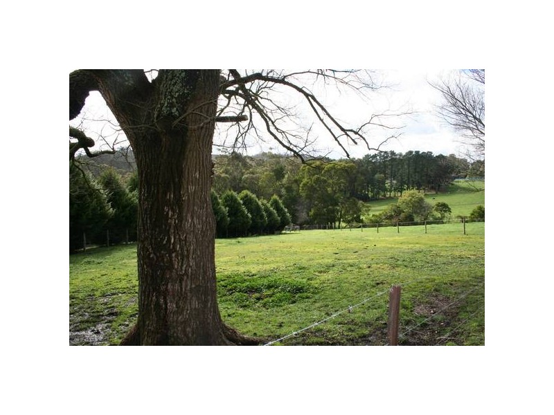 Gembrook Road, Pakenham Upper VIC 3810