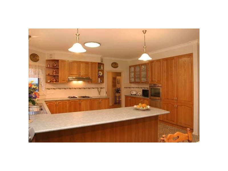 Overland Rise, Pakenham VIC 3810