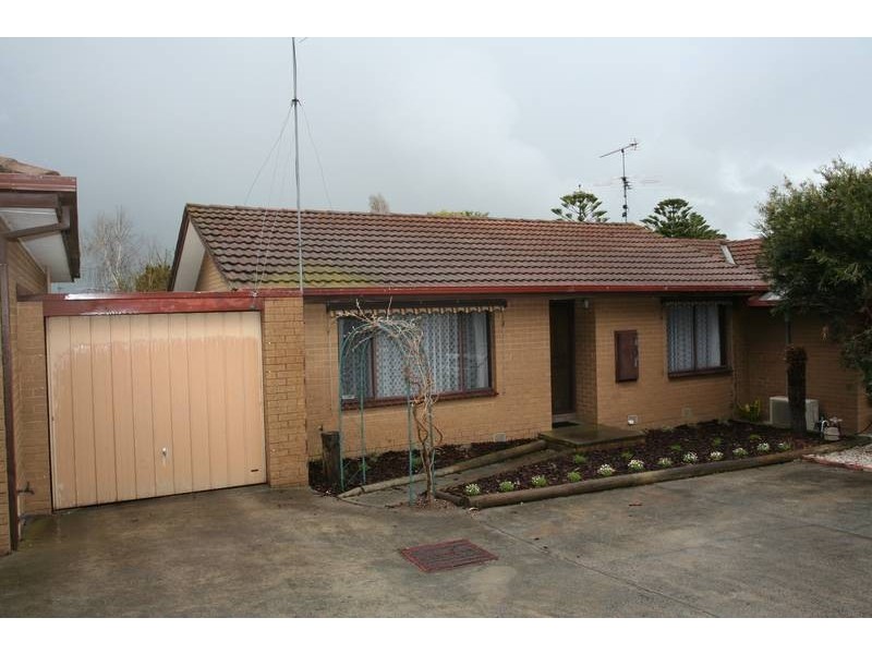 7/27-29 Princes Highway, Pakenham VIC 3810
