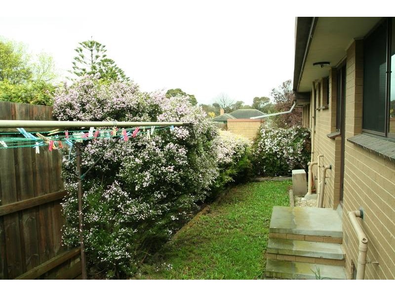 7/27-29 Princes Highway, Pakenham VIC 3810