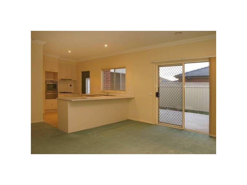 18 Blue Hills Boulevard, Pakenham VIC 3810