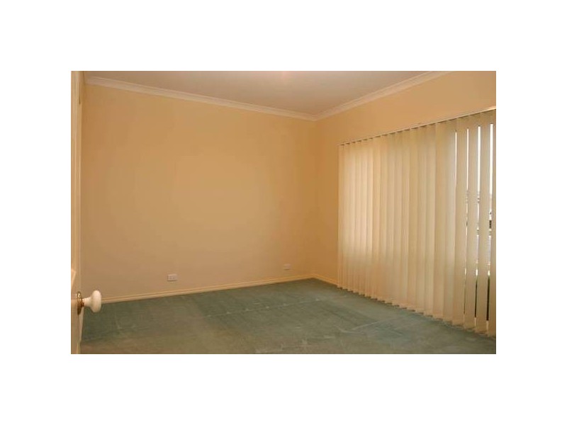 18 Blue Hills Boulevard, Pakenham VIC 3810