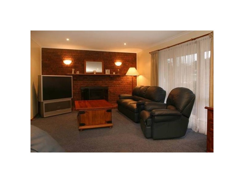 22 Atkins Road, Pakenham VIC 3810