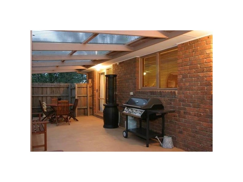 22 Atkins Road, Pakenham VIC 3810