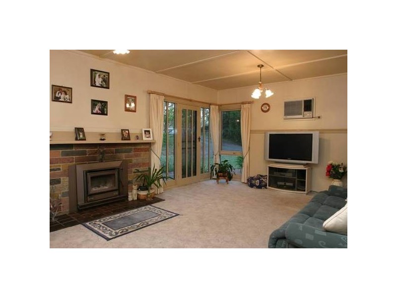 251 Army Road, Pakenham VIC 3810