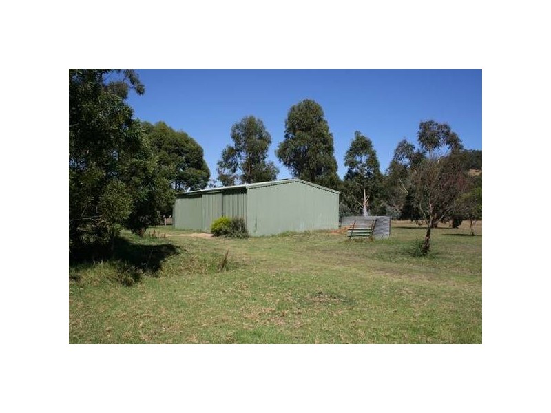 251 Army Road, Pakenham VIC 3810