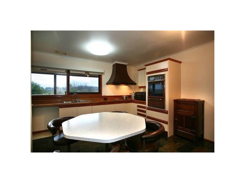 50 Thirteen Mile Road, Garfield VIC 3814