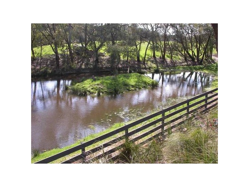 595 Tynong North Road, Maryknoll VIC 3812
