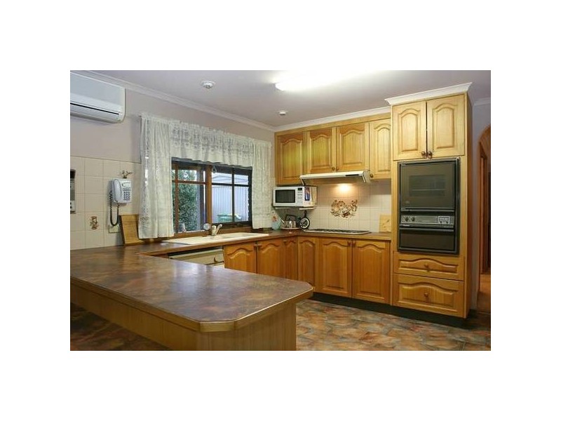 1 Meeking Drive, Pakenham VIC 3810