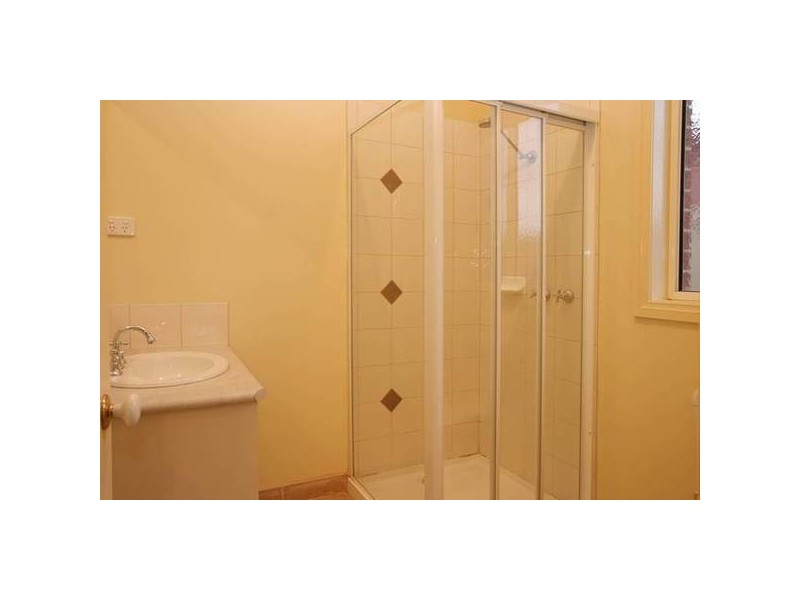 18 Bluehills Boulevard, Pakenham VIC 3810