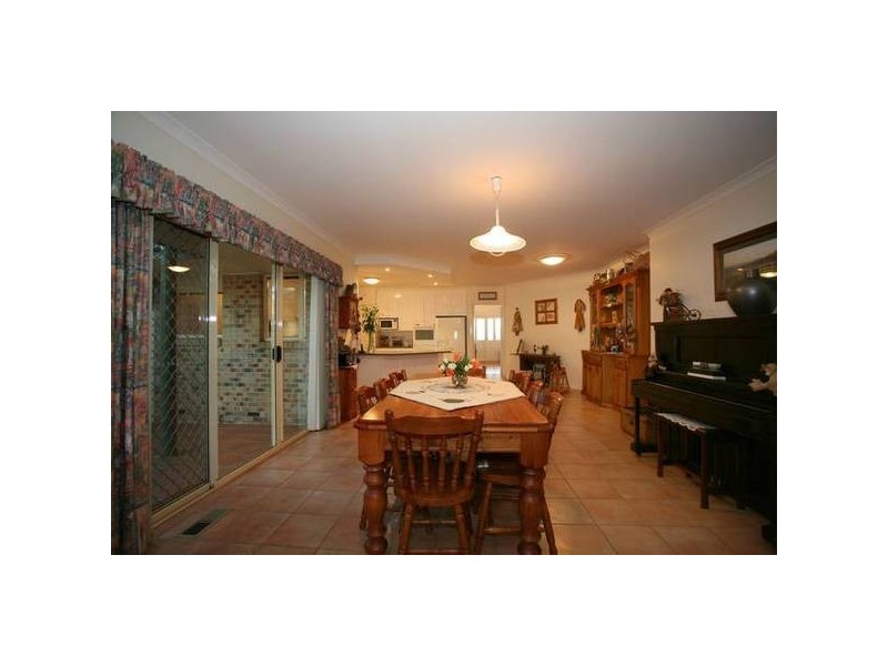 2 Andrew Court, Pakenham VIC 3810