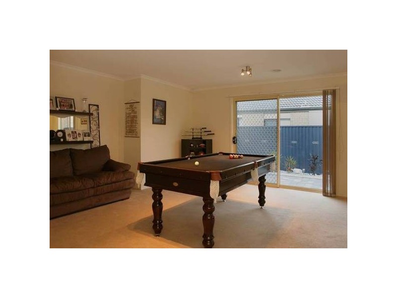 3 Flax Place, Pakenham VIC 3810