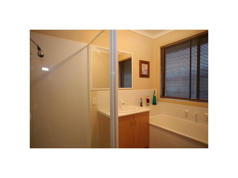 24 Donday Court, Pakenham VIC 3810