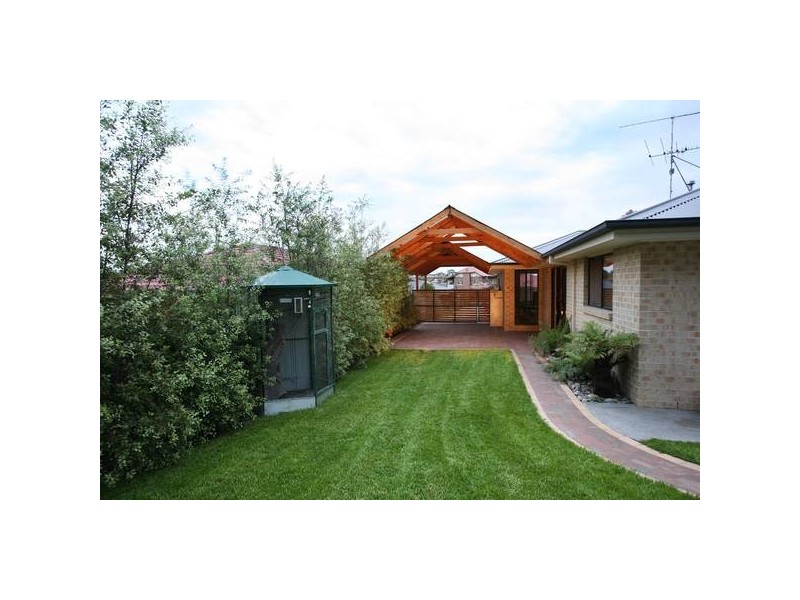 24 Donday Court, Pakenham VIC 3810