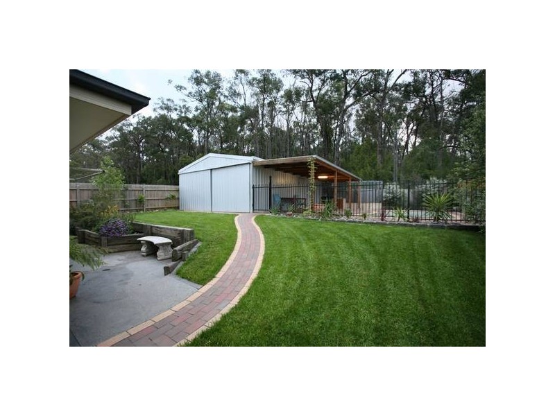24 Donday Court, Pakenham VIC 3810