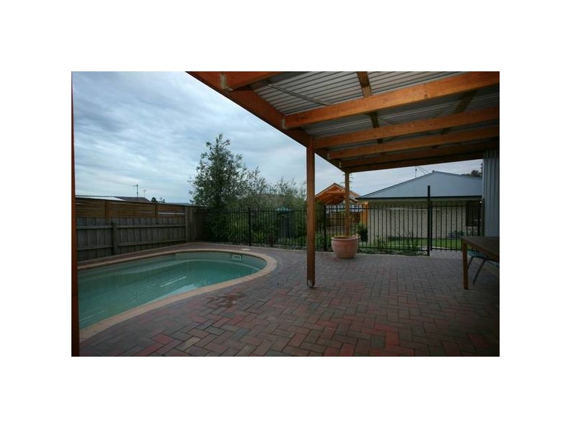 24 Donday Court, Pakenham VIC 3810