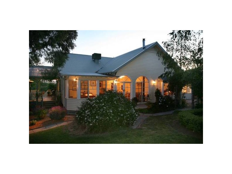 430 Bessie Creek Road, Nar Nar Goon North VIC 3812