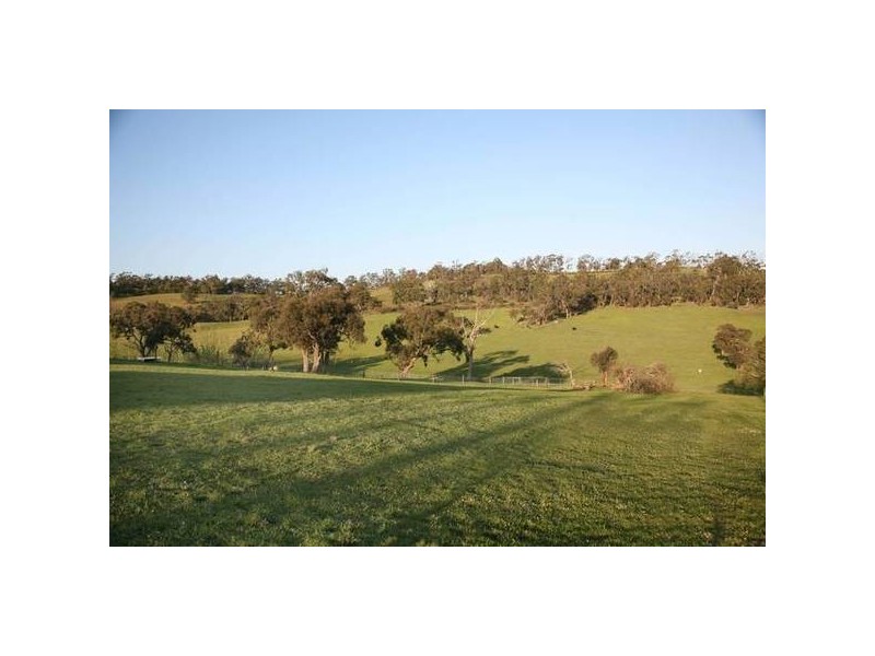 430 Bessie Creek Road, Nar Nar Goon North VIC 3812