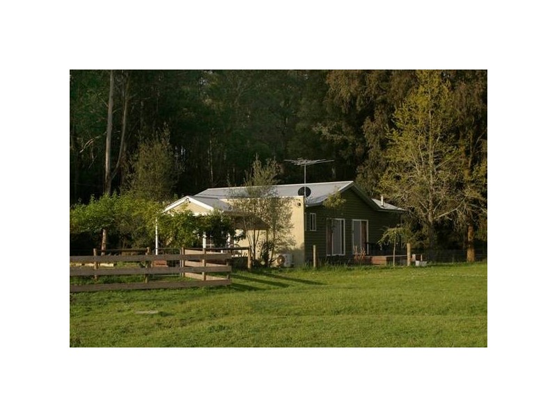 15 Crichton Road, Gembrook VIC 3783