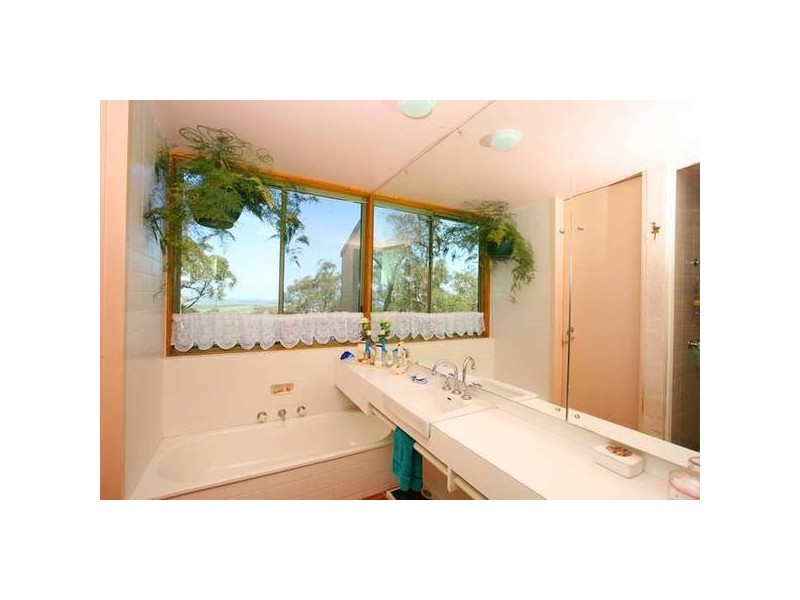 65 Bathe Road, Pakenham VIC 3810