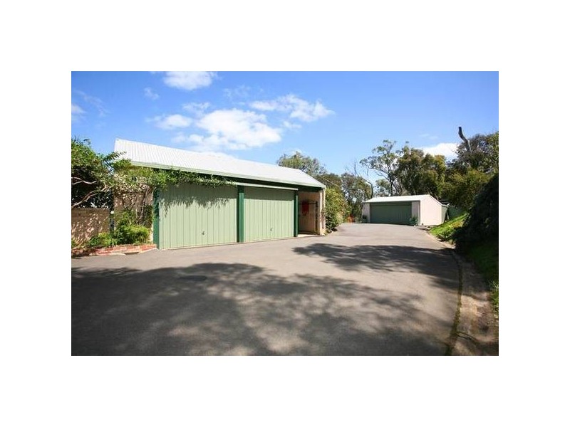 65 Bathe Road, Pakenham VIC 3810