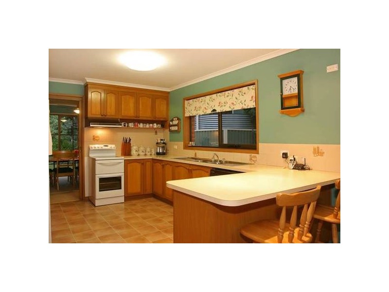 22 Manoora Road, Maryknoll VIC 3812