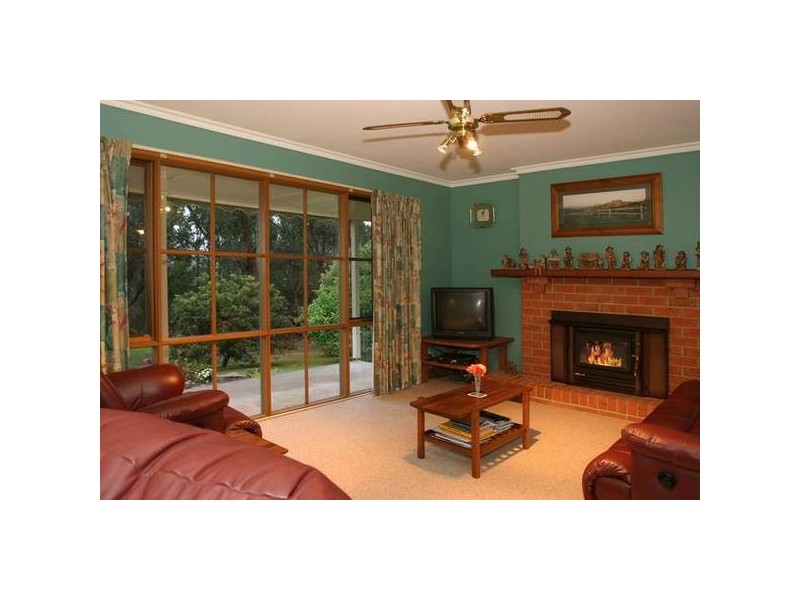 22 Manoora Road, Maryknoll VIC 3812