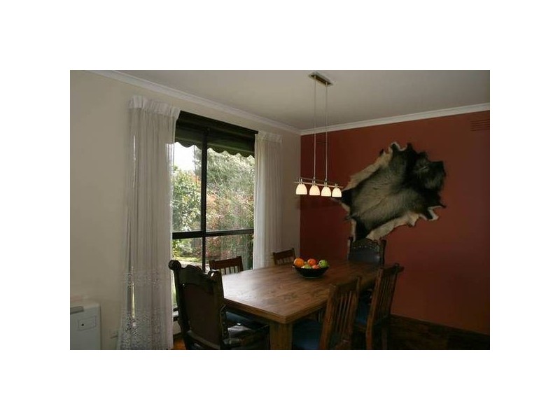 4 Eagle Drive, Pakenham VIC 3810