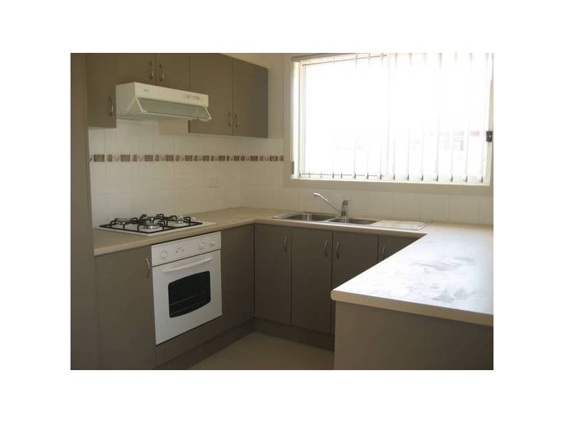 1/3 Acacia Court, Pakenham VIC 3810