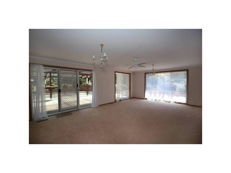 87-89 Eagle Drive, Pakenham VIC 3810