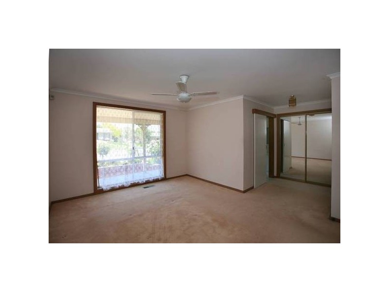 87-89 Eagle Drive, Pakenham VIC 3810