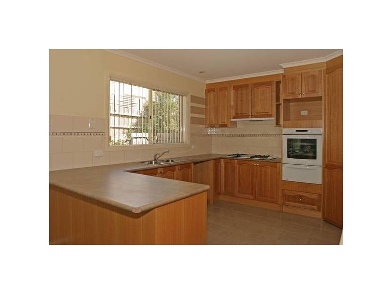 39 Ben Drive, Pakenham VIC 3810