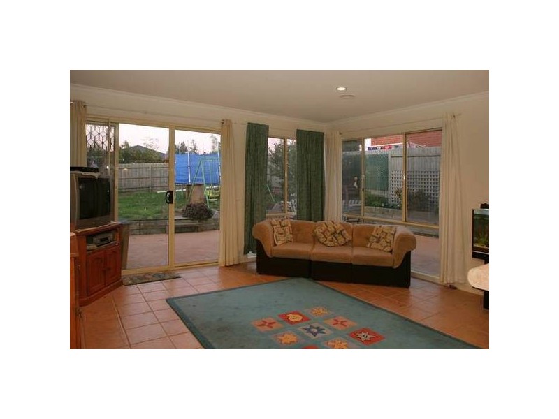 22 Jarrah Court, Pakenham VIC 3810