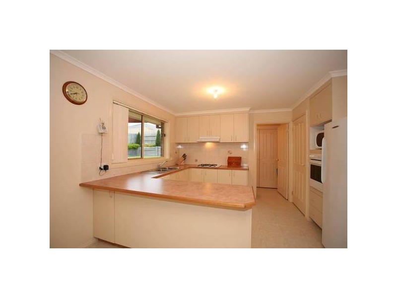 46 Ebony Drive, Pakenham VIC 3810