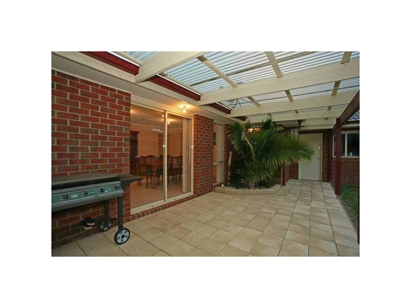 46 Ebony Drive, Pakenham VIC 3810