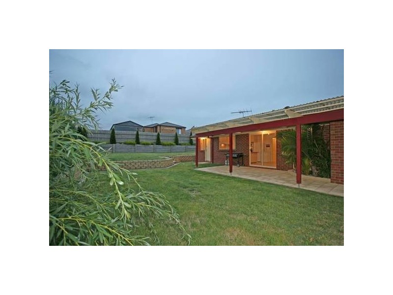 46 Ebony Drive, Pakenham VIC 3810
