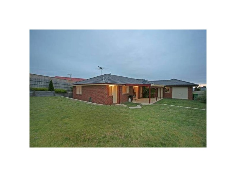 46 Ebony Drive, Pakenham VIC 3810