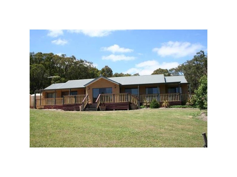 590 Tynong North Road, Tynong North VIC 3813