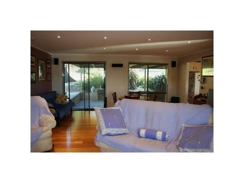 590 Tynong North Road, Tynong North VIC 3813