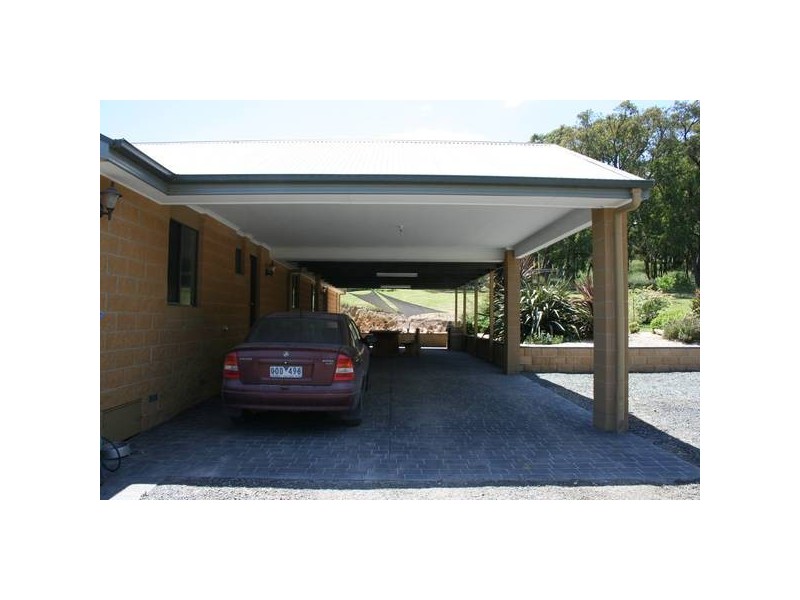 590 Tynong North Road, Tynong North VIC 3813