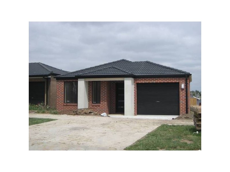 18 Bentley Court, Pakenham VIC 3810