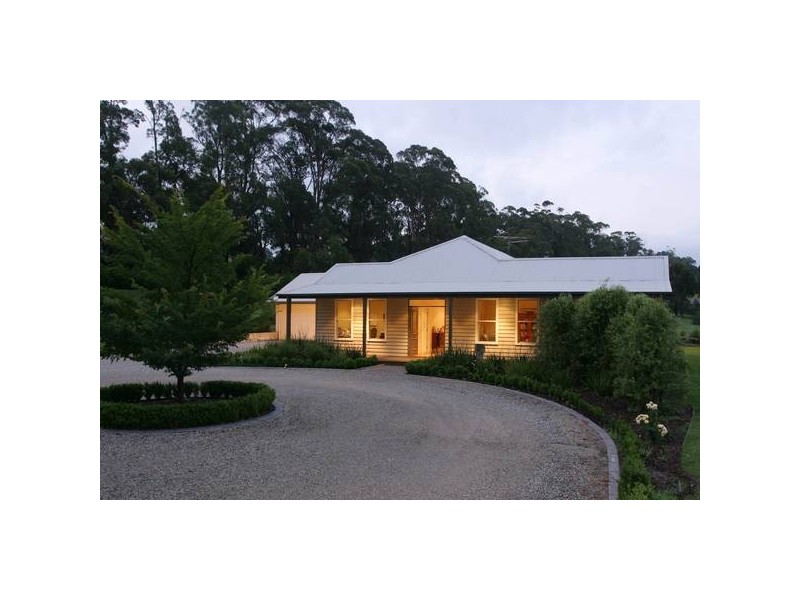 50 Huxtable Road, Pakenham Upper VIC 3810