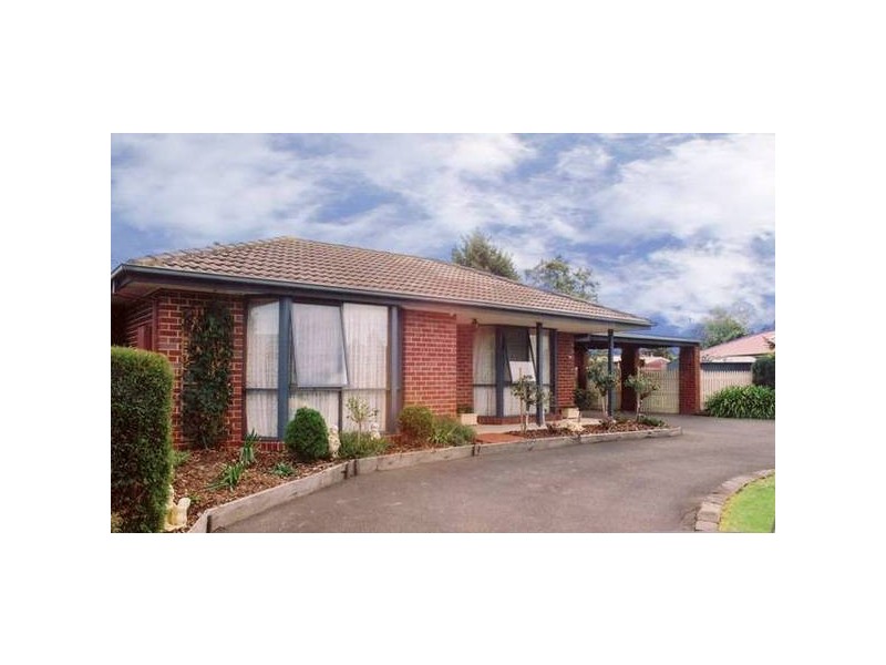 28 Bridle Place, Pakenham VIC 3810