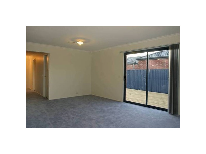 23 Mallee Circuit, Pakenham VIC 3810