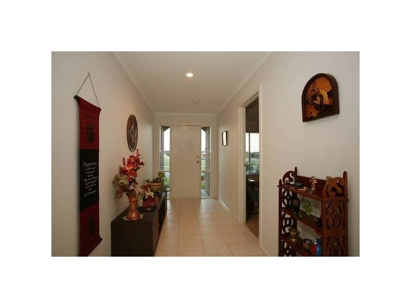 11 Grice Quadrant, Pakenham VIC 3810