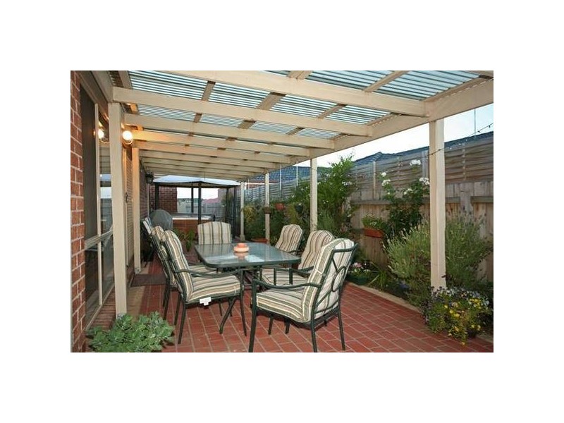 11 Grice Quadrant, Pakenham VIC 3810